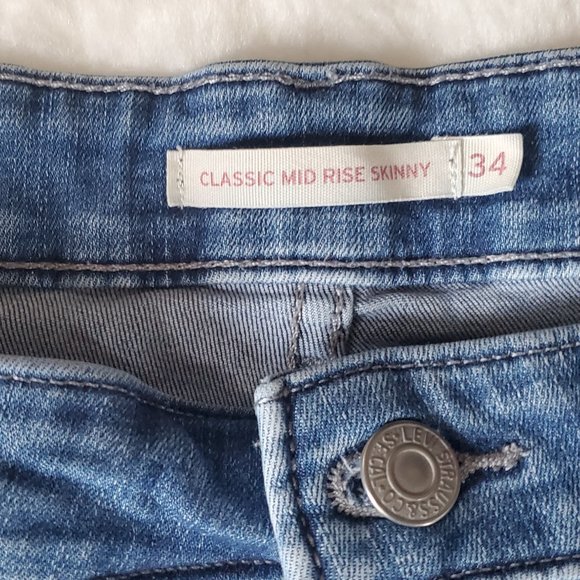 LEVIS CLASSIC MID RISE SKINNY JEANS - Picture 5 of 8